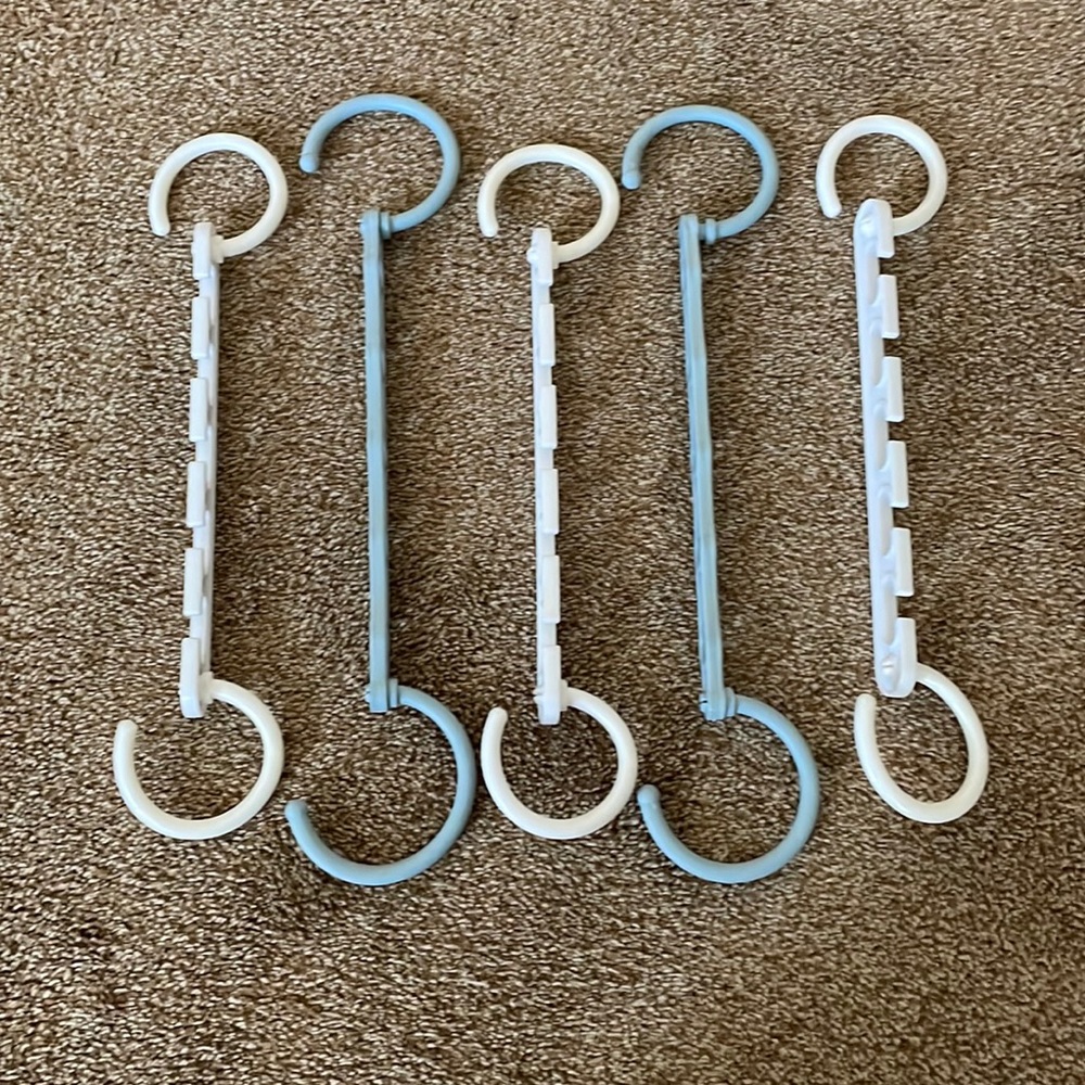 5 Holes Space Saver Hangers